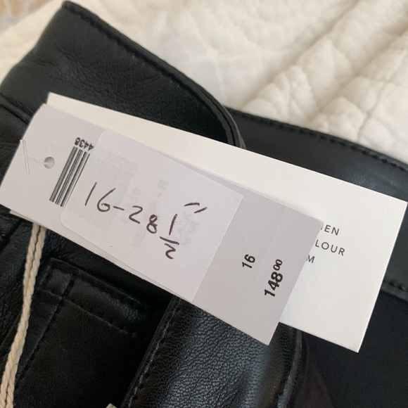 Wilfred BNWT never been worn. Size 16. Vegan leather, buttery soft. So comfy🥰 - Picture 8 of 13